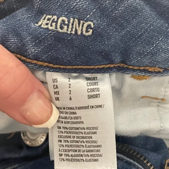 American Eagle Super Stretch Jeans size 2 - Picture 2 of 8